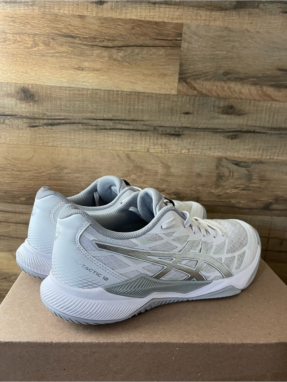 ASICS Gel-Tactic 12 Womens Size 9 White Silver Volleyball Court Shoes Size: 8